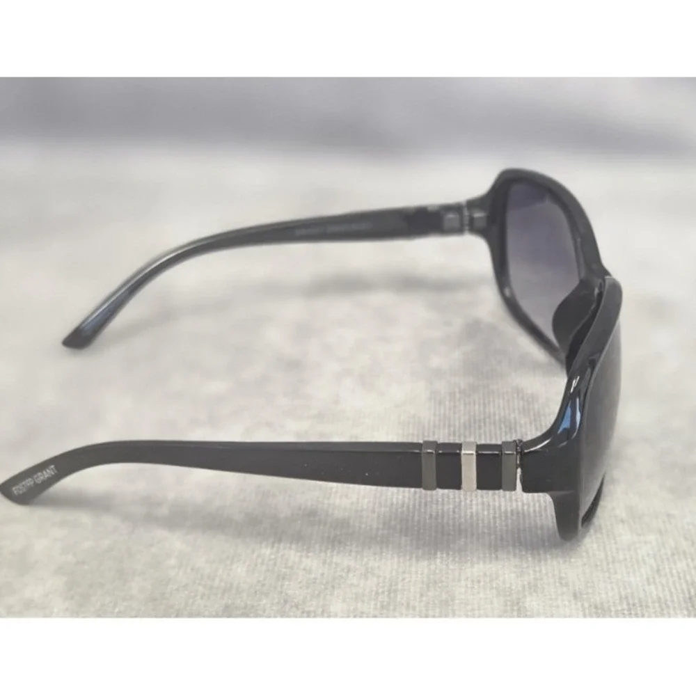 Foster Grant Black Sunglasses